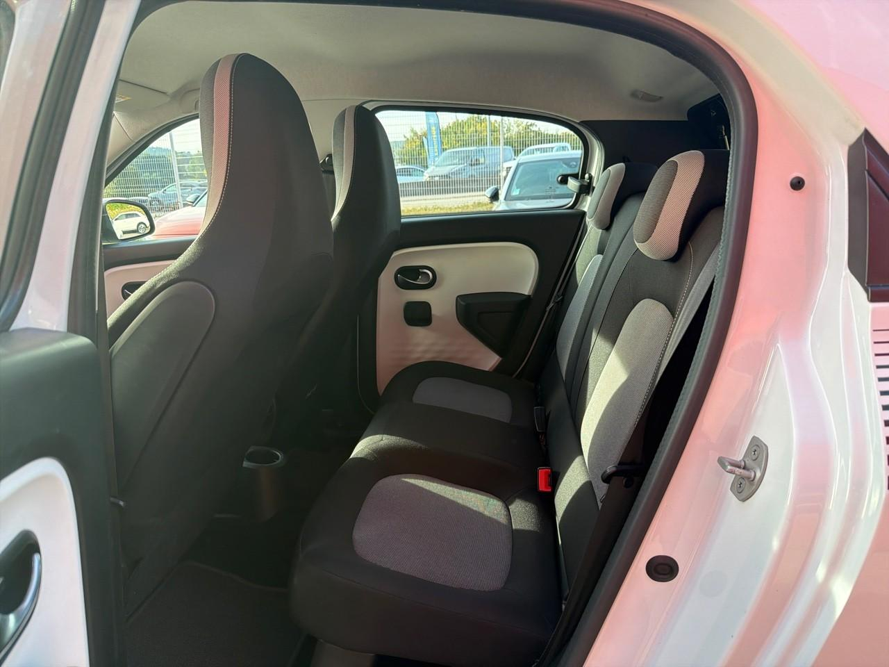 Renault Twingo 1.0 sce 70 e6c limited — photo 10