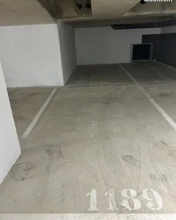 Parking 25M2