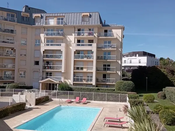 T2 meublé rénové dans une résidence avec piscine - 36m2