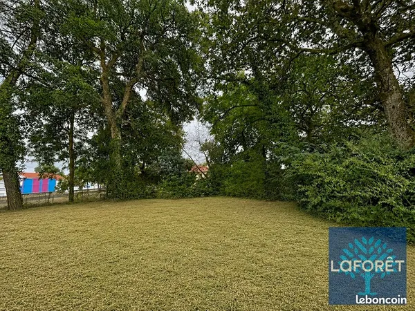 Terrain 623 m² SAUGNAC ET CAMBRAN