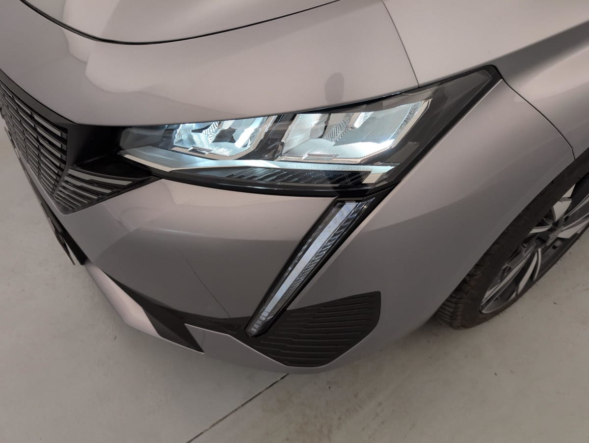 Peugeot 308 — photo 25