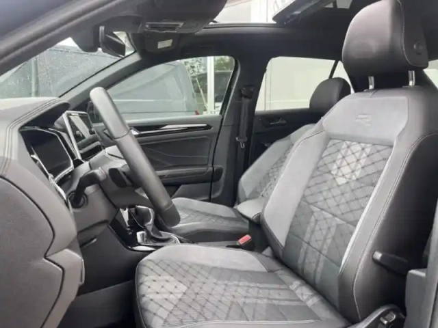 Volkswagen T-Roc 1.5 tsi evo2 150ch r-line dsg7 — photo 10