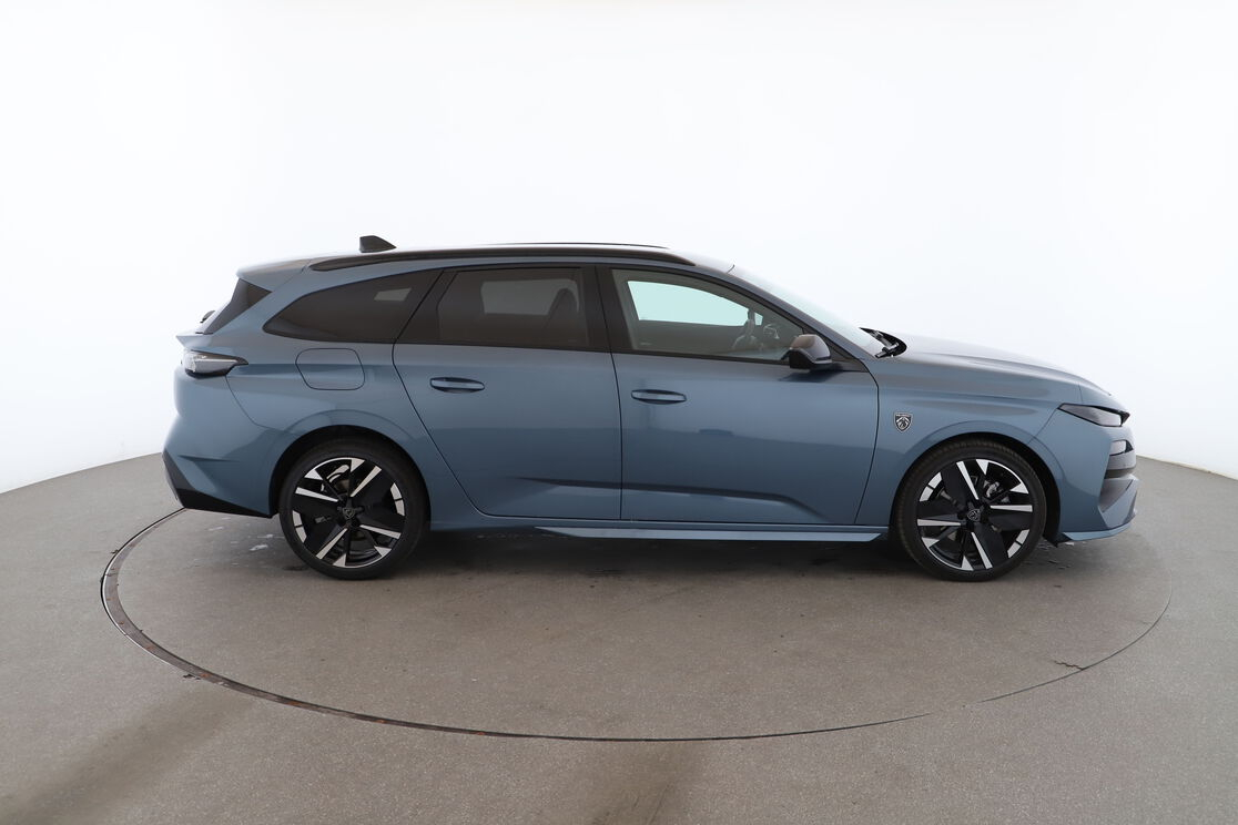 Peugeot 308 SW 1.2 Hybrid GT e-DCS6 — photo 6