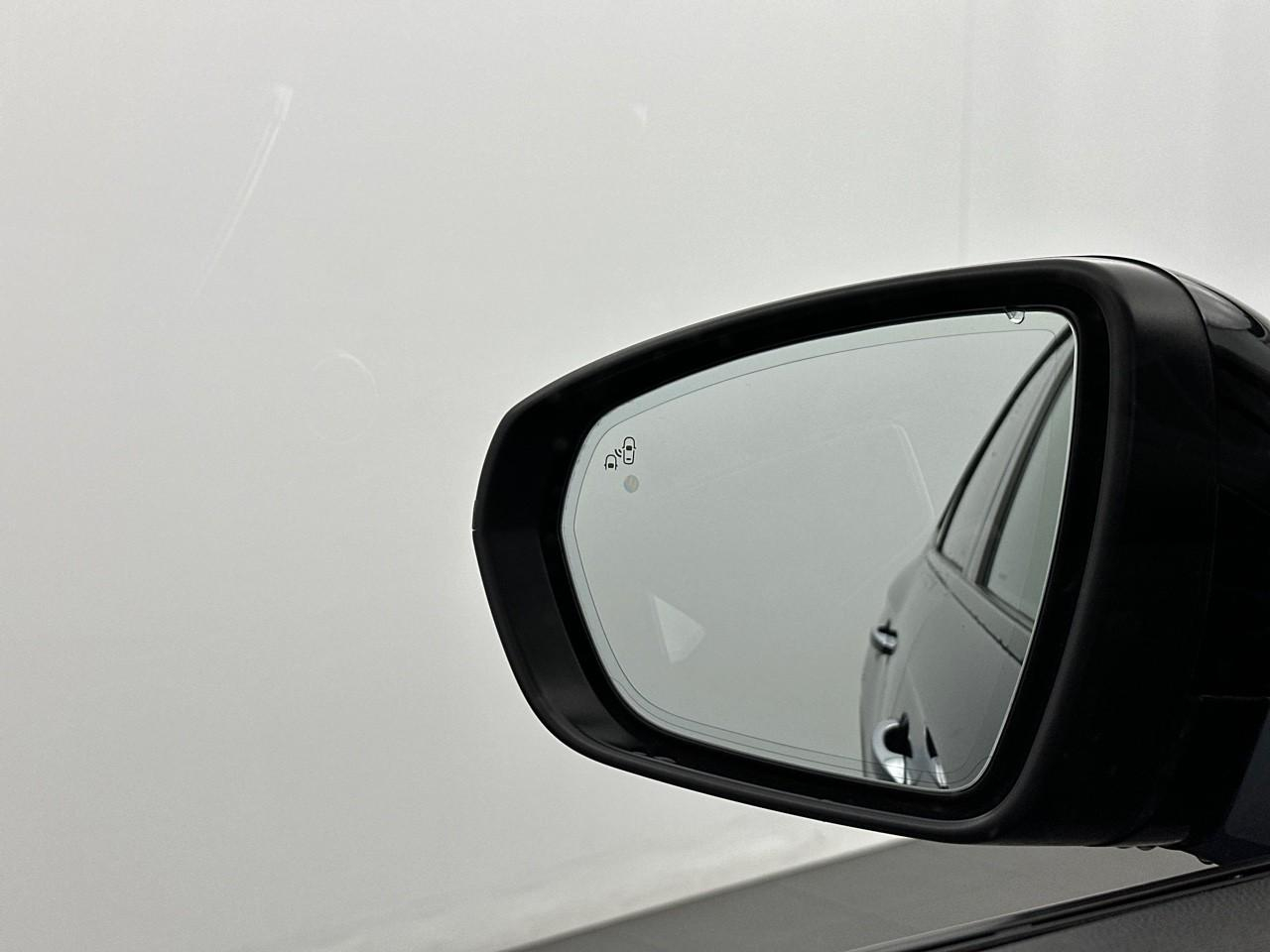 Ds Ds 7 crossback bluehdi 130 eat8 performance line — photo 17
