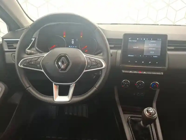 Renault Clio tce 90 — photo 14
