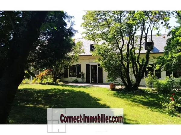 Maison 8 pièces 210 m²