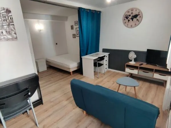 Studio avec extérieur
