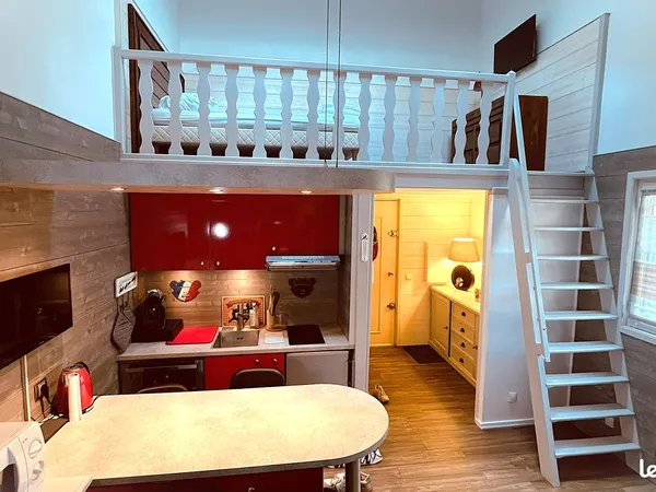 Trés beau studio rénové et meublé à BEUIL-LES-LAUNES