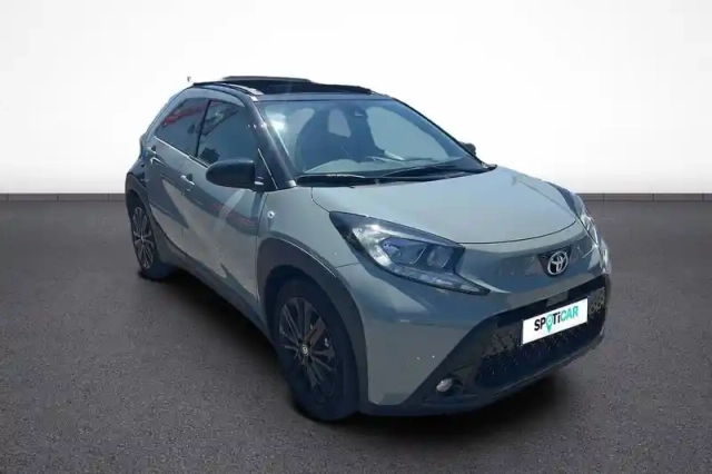 Toyota Aygo X 1.0 vvt-i 72 — photo 8
