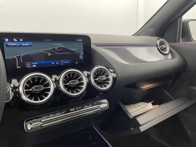 Mercedes Gla 200 d 8g-dct — photo 26