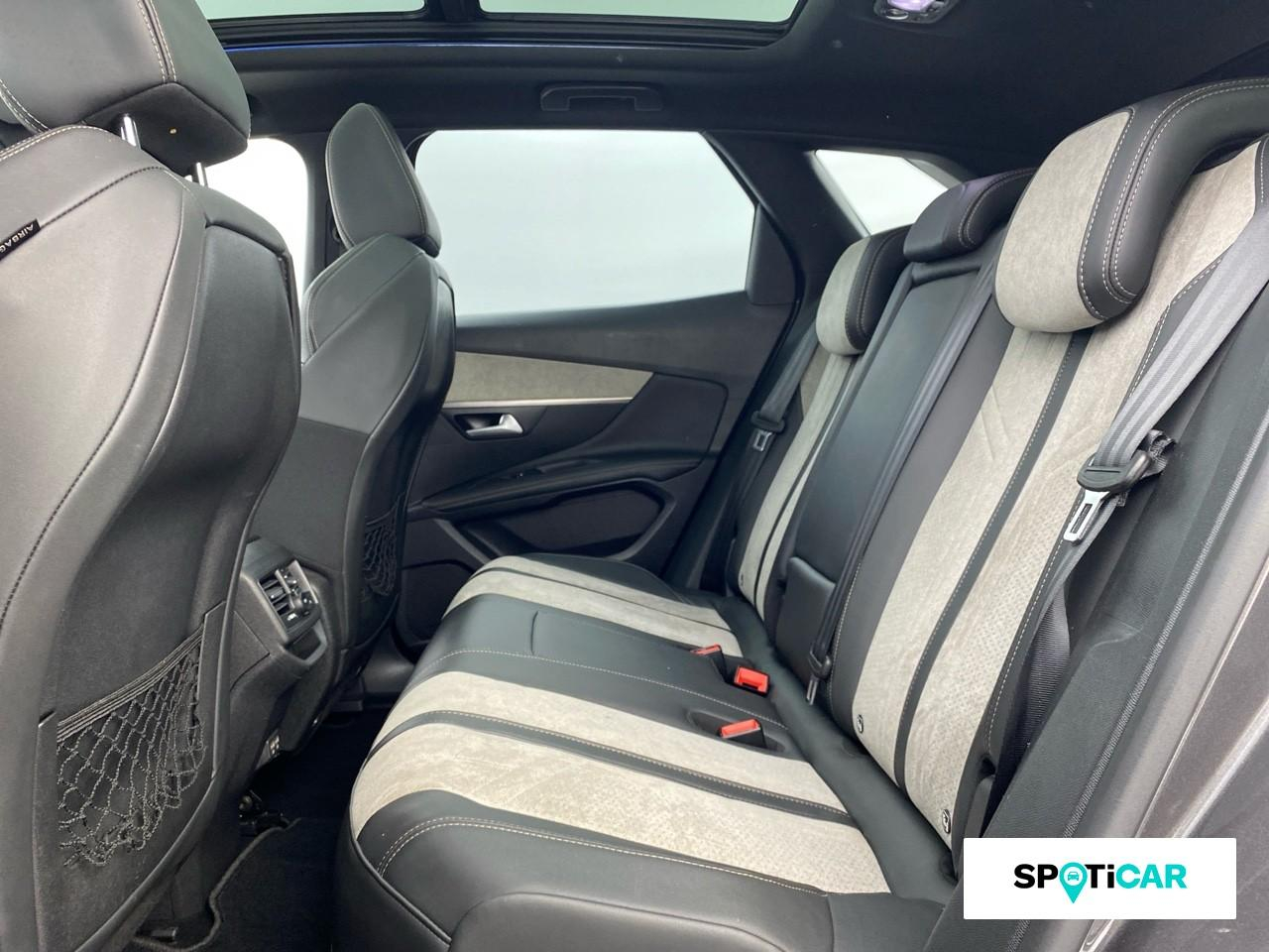Peugeot 3008 hybrid4 300ch gt e-eat8 — photo 10