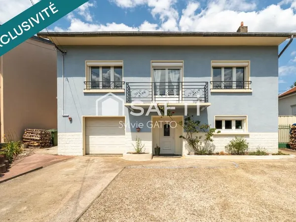 À VENDRE  Maison indépendante avec beaux volumes