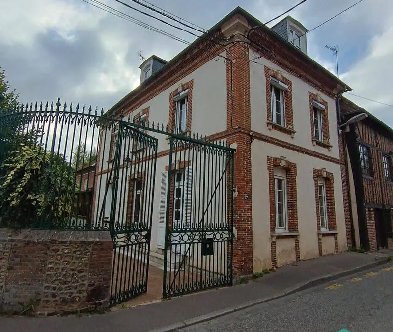 Photo 1