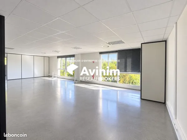 Bureaux 388 m² Les Pennes-Mirabeau