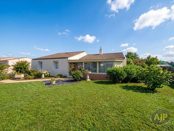 Maison de plain-pied 5 pièces 110 m²
