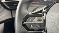 Peugeot 2008 1.2 PureTech 100ch S&S Active Pack — photo 24
