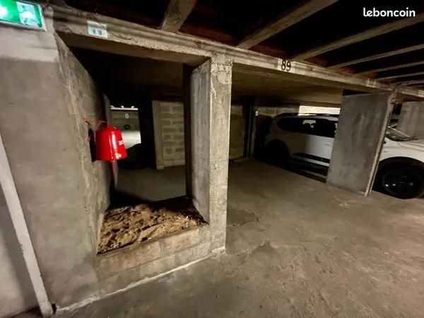 Place de parking XXL