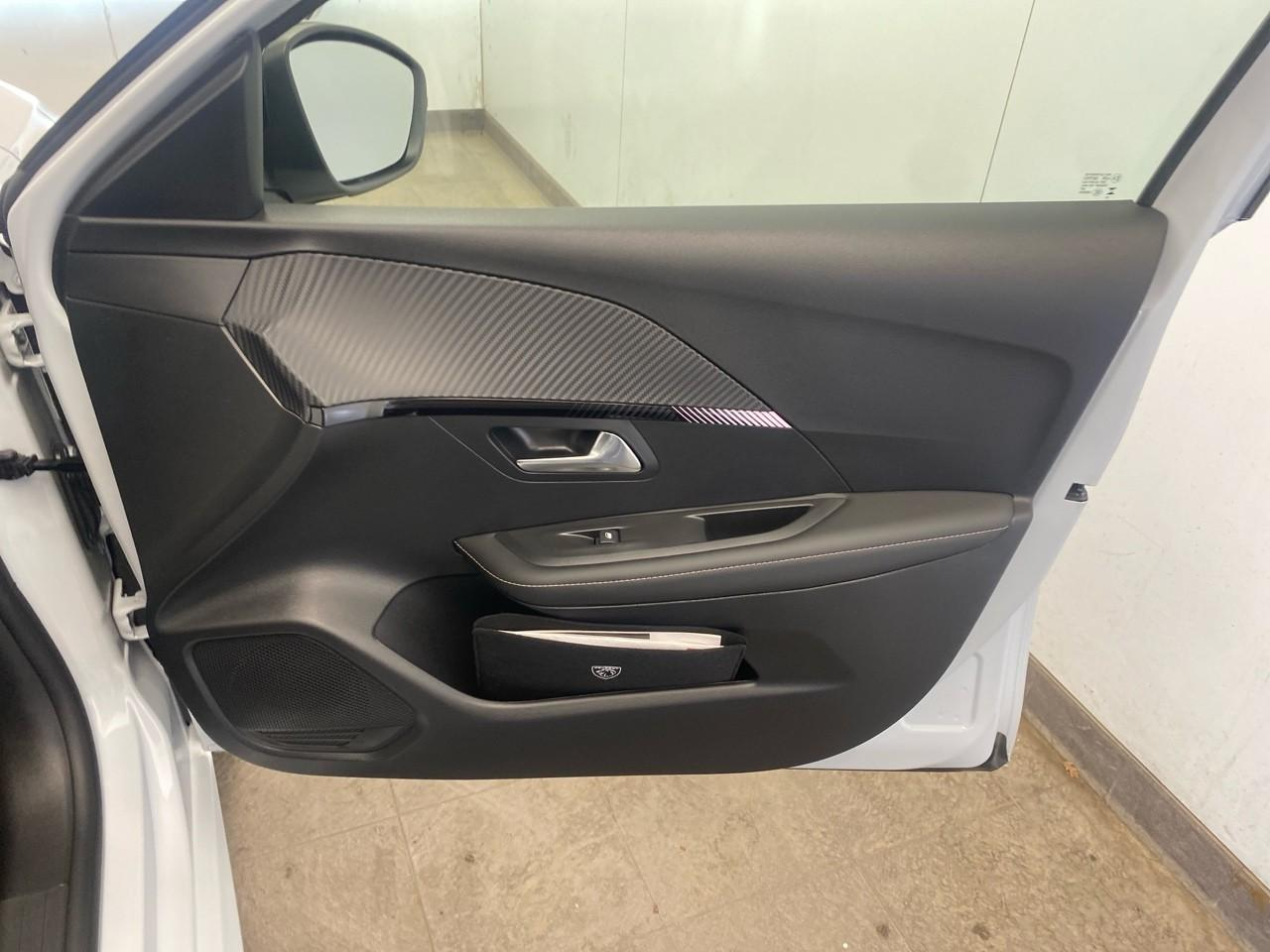 Peugeot 208 hybrid 110 ch e-dcs6 allure — photo 25