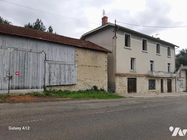 Maison 8 pièces 222 m²