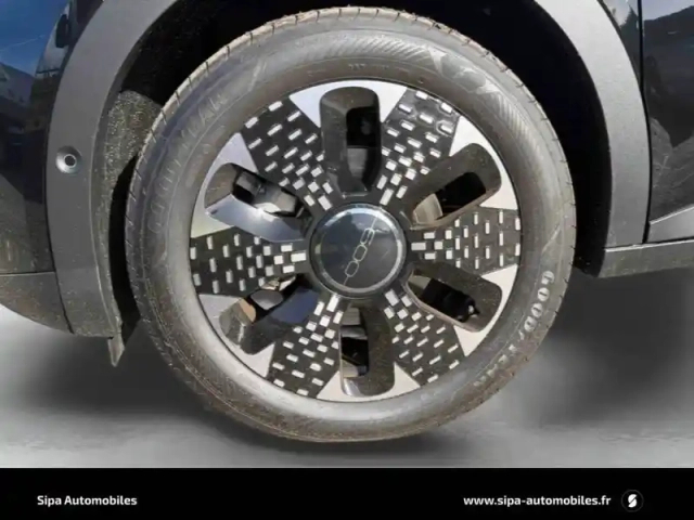 Fiat 600 e 156 ch 54 kwh — photo 40