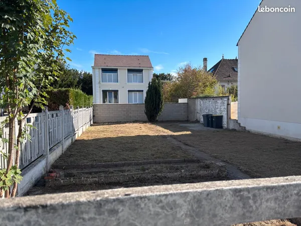 Terrain constructible 265m2 à Ormesson sur Marne