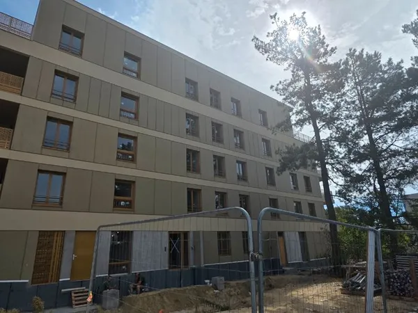 Studio récent idéal investisseur ou primo accédant, proche hôpitaux Est
