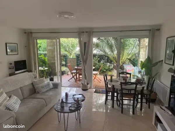 Appartement de 46 m2 en rdj au 14 rue des glenan( beg meil centre)