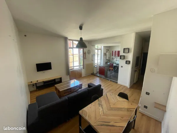 Appartement T3 place de la cathédrale
