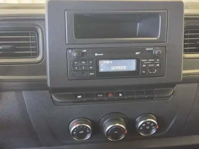 Renault Master fgn trac f3500 l2h2 blue dci 135 — photo 70