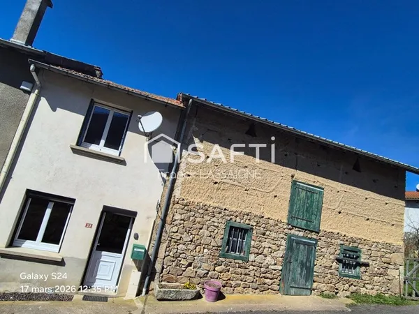 Maison 3 pièces et grange avec terrain clos