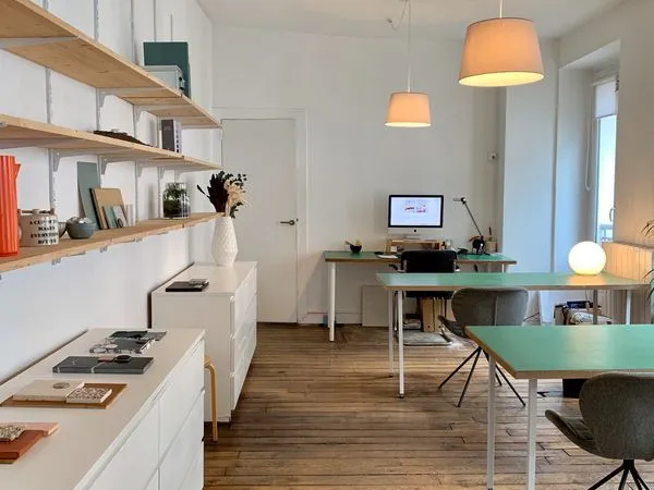 2 postes à Paris Beaubourg en bureau partagé - 350 ~ 550 HT