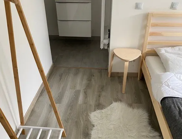 Loue T2 meublé & équipé - 35190 Saint-Domineuc - 42,5m²