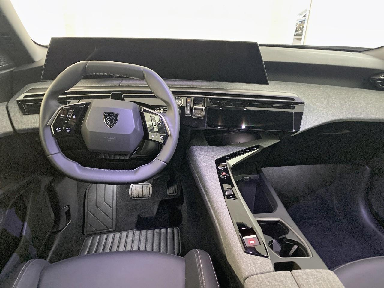 Peugeot 5008 hybrid 145 ch e-dcs6 allure — photo 8