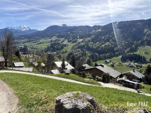 Terrain 669 m²