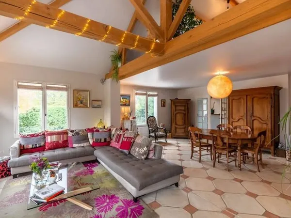 Maison 6 pièces 140 m²
