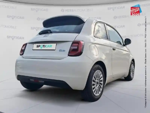 Fiat 500 e 95ch action — photo 21