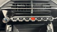 Peugeot 208 1.2 PureTech 100ch S&S Active Pack EAT8 — photo 19