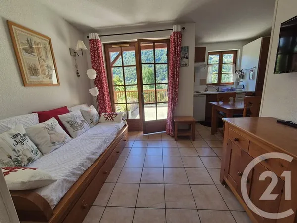 Studio 1 pièce 24 m²