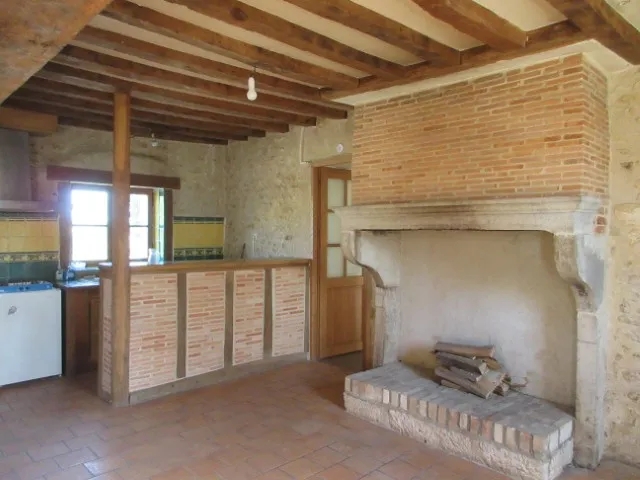Photo 3