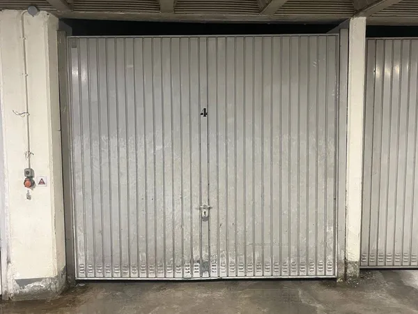 Parking 10 m²
