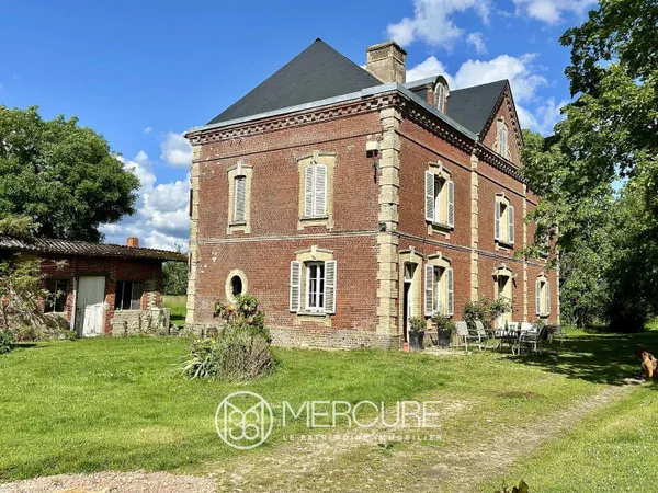 Demeure 10 pièces 225 m²