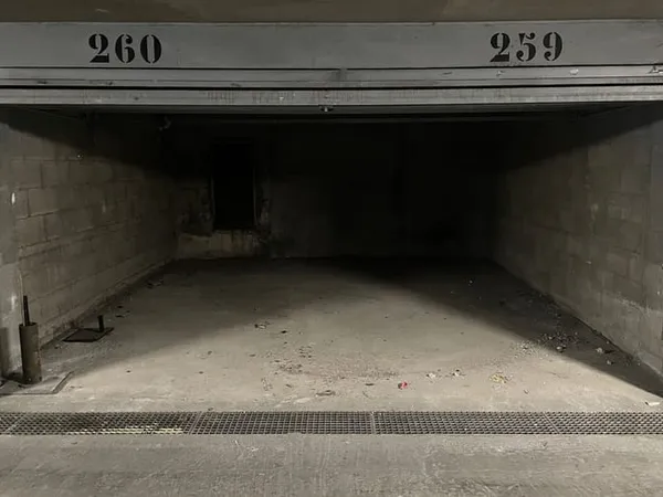 Parking 21 m²