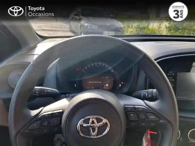 Toyota Aygo X 1.0 vvt-i 72ch dynamic — photo 13