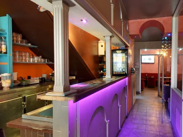 Boutique 2 pièces 123 m²