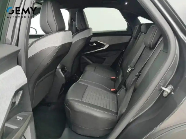 Peugeot 3008 hybrid 136 e-dcs6 — photo 10