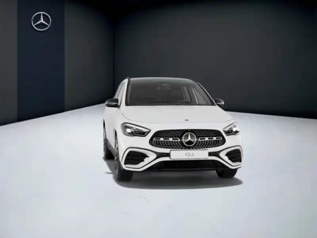 Mercedes Gla 200 d amg line — photo 10
