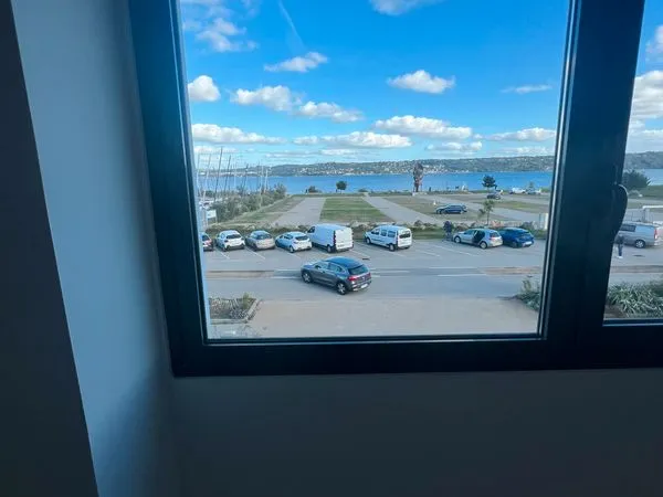 Bureau port du moulin blanc