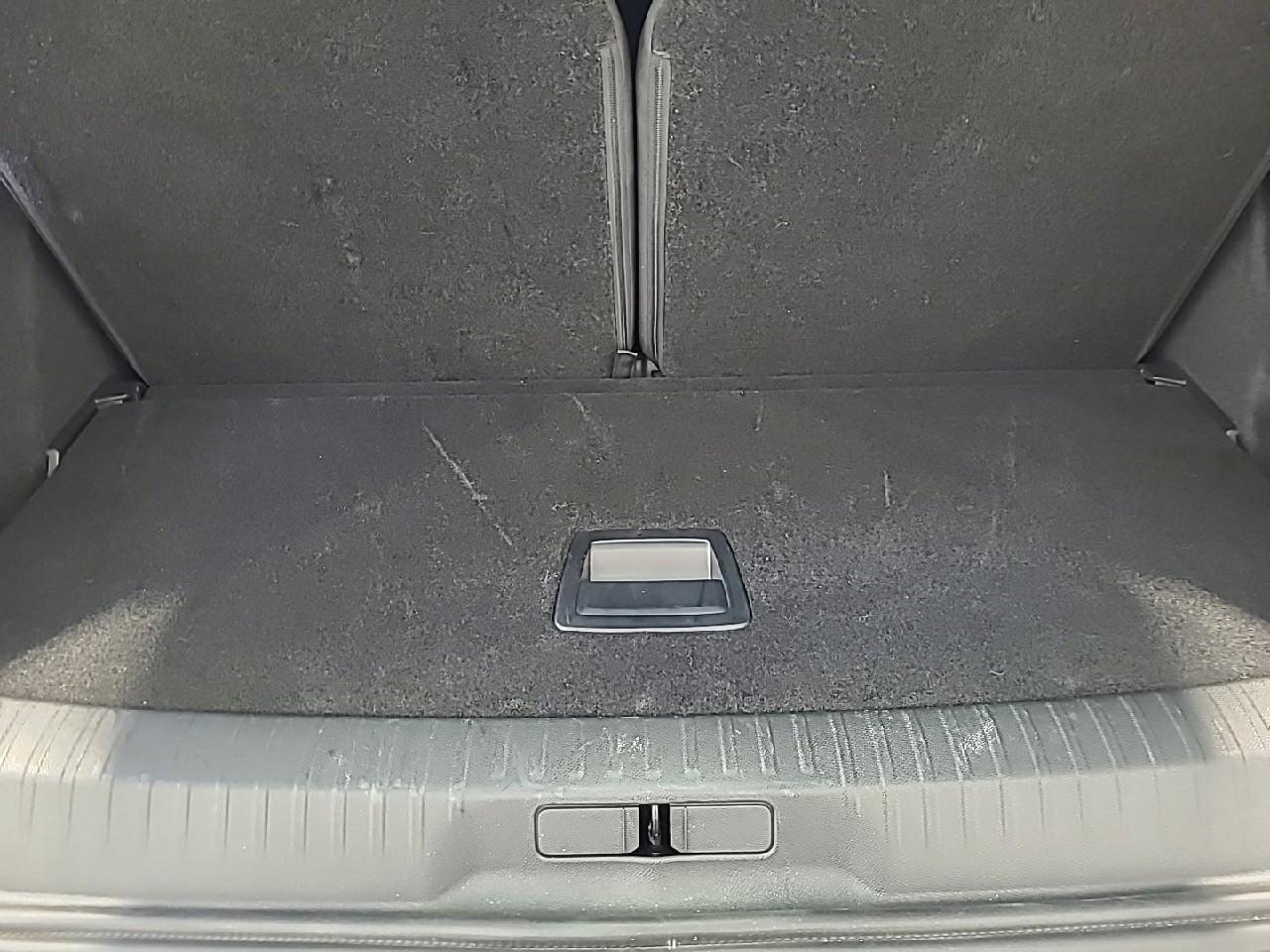 Peugeot 5008 hybrid 145 ch e-dcs6 allure — photo 14