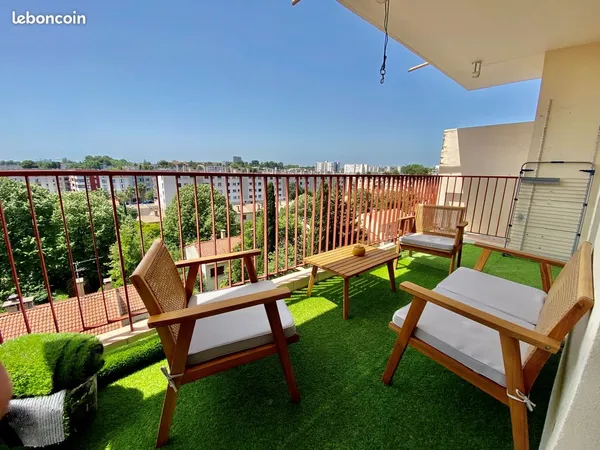 T4 - 75m² - Terrasse et parking