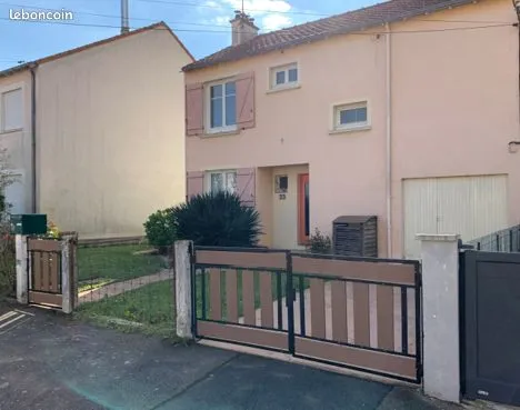 Maison à louer 4 chambres 80m² entre Bourgeonnière et Boissière